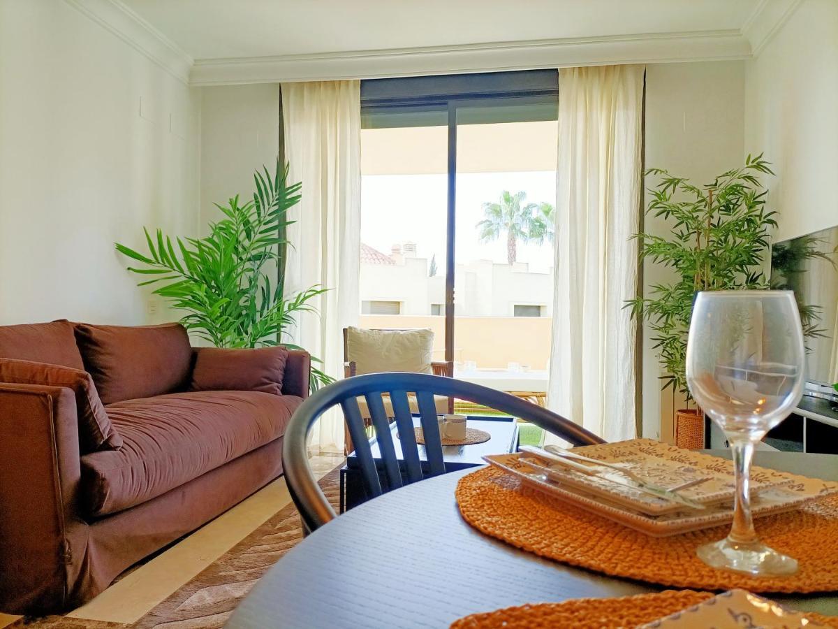 Roda Golf Singapore Apartment - 8109 Luaran gambar